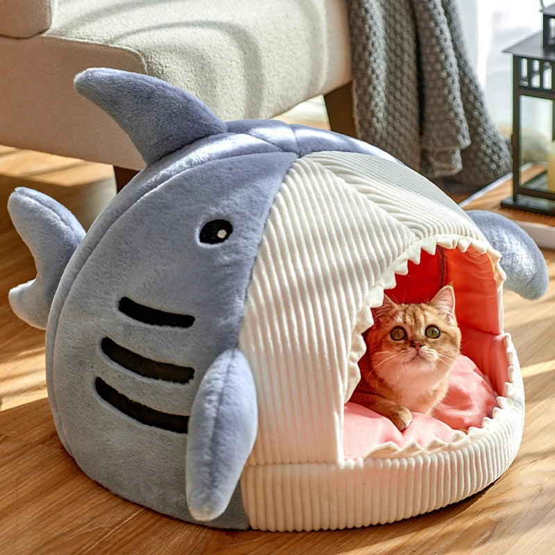 Enclosed Warm Cat Bed For Portable Pet Beds Sweet Kittens Basket Cushion Cat Pillow Mat Tent Puppy Nest Cave Cats House Goods Blue / M (45X42X32cm),Blue / S (38X35X32cm),grey / S (38X35X32cm),Blue / L (53X50X36cm)),grey / L (53X50X36cm)),grey / M (45X42X32cm)